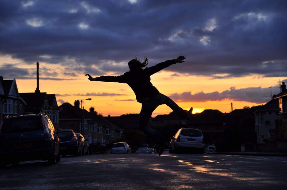 Sunset-Jump-Sam-Moore-and-the-Bad-Palace